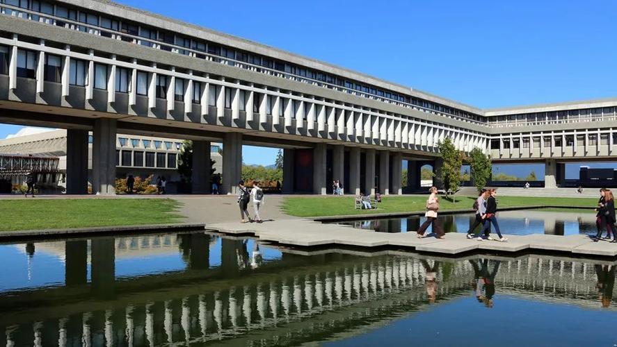 simon fraser university-西蒙菲莎大学录取条件？